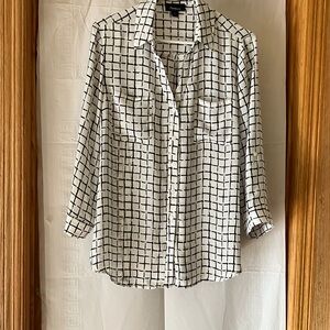 Amywear Women’s Sz XL Button Down Longsleeve w/Roll-tab Black & White Plaid Top